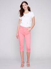 Load image into Gallery viewer, CHARLIE B TWILL CAPRI PANT
